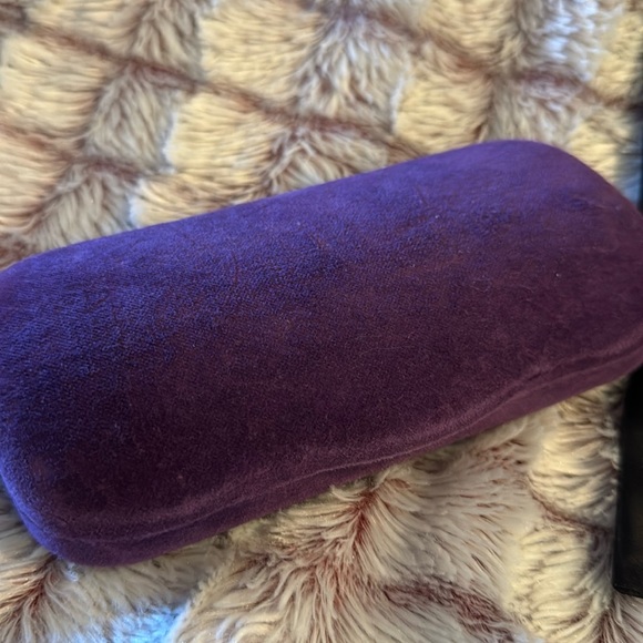 GUCCI Sunglasses Case - Picture 6 of 6